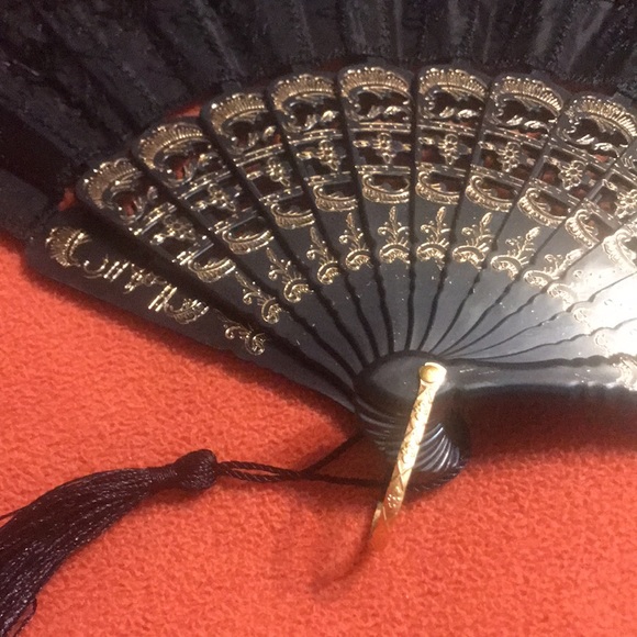 Japanese Hand Embroidered Black Hand Fan with Gold detailing - Picture 3 of 7